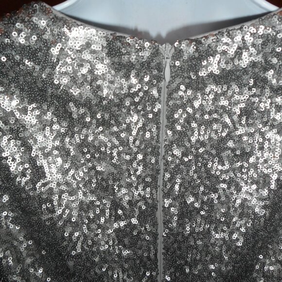 NWOT Calvin Klein full sequins silver dress, size 4 - Picture 6 of 8